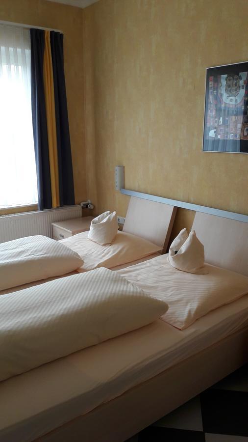 Hotel Schloemer Κλόπενμπουργκ Εξωτερικό φωτογραφία