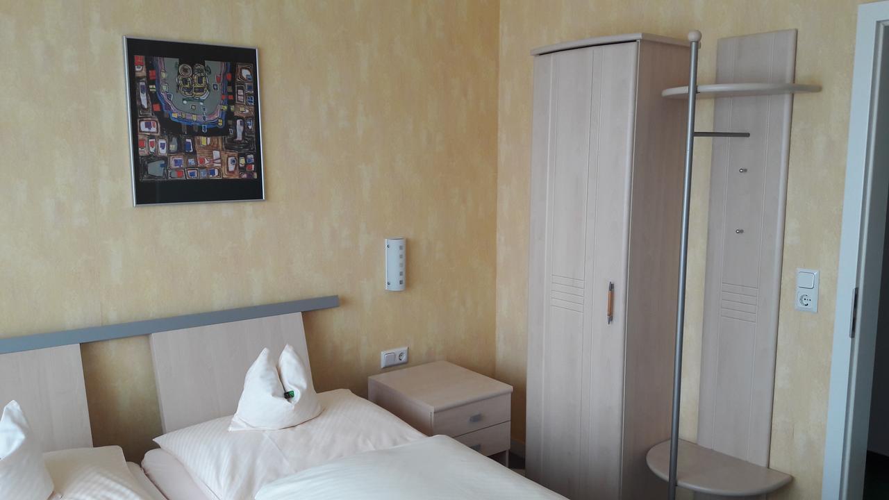 Hotel Schloemer Κλόπενμπουργκ Εξωτερικό φωτογραφία